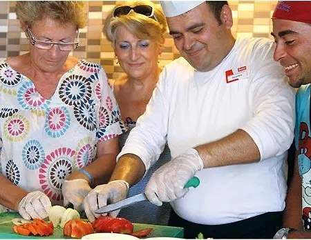 Etap Altinel 3* Ayvalı